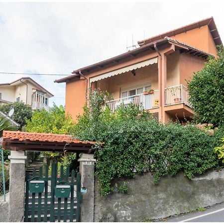 Villa Silvia, Indipendente Con Giardino Privato E Garage Varazze Extérieur photo