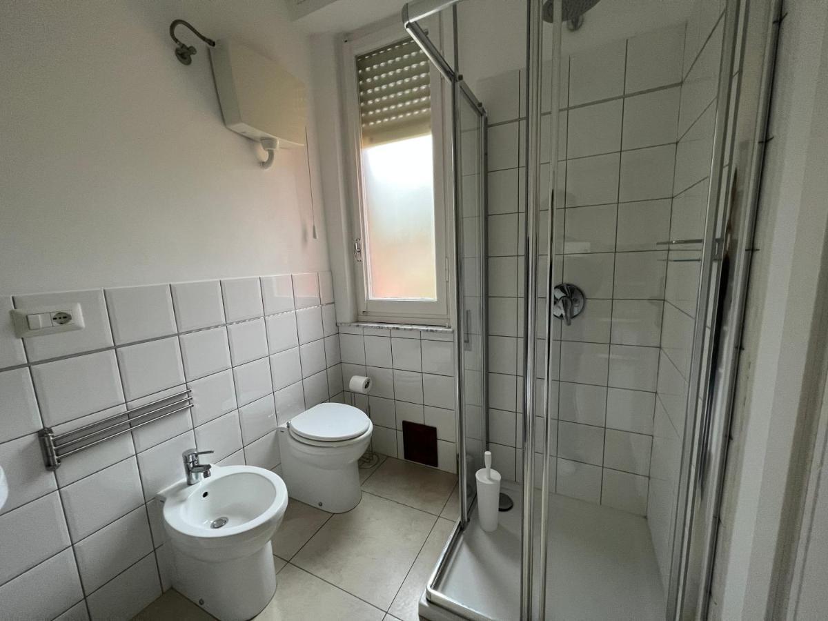 Villa Silvia, Indipendente Con Giardino Privato E Garage Varazze Extérieur photo